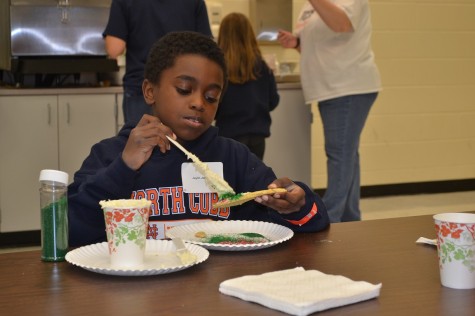 Jaylin Johnson enjoyed the cookie decorating part of the day.