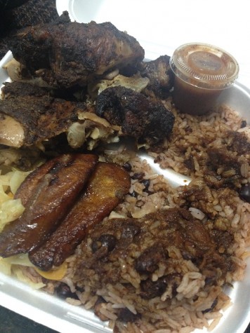 The combo meal from Island Spice came with jerk chicken, a famous dish in the Caribbean, that balanced spices and flavor together. The plantains, black beans, rice, and spicy sauce sufficed as appetizing side dishes. 