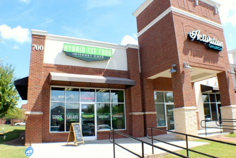 Hybrid Fit Food, Kennesaw’s newest healthy restaurant, sits next to Activation Church and across from Hybrid Fitness, whose owners also own the restaurant.  