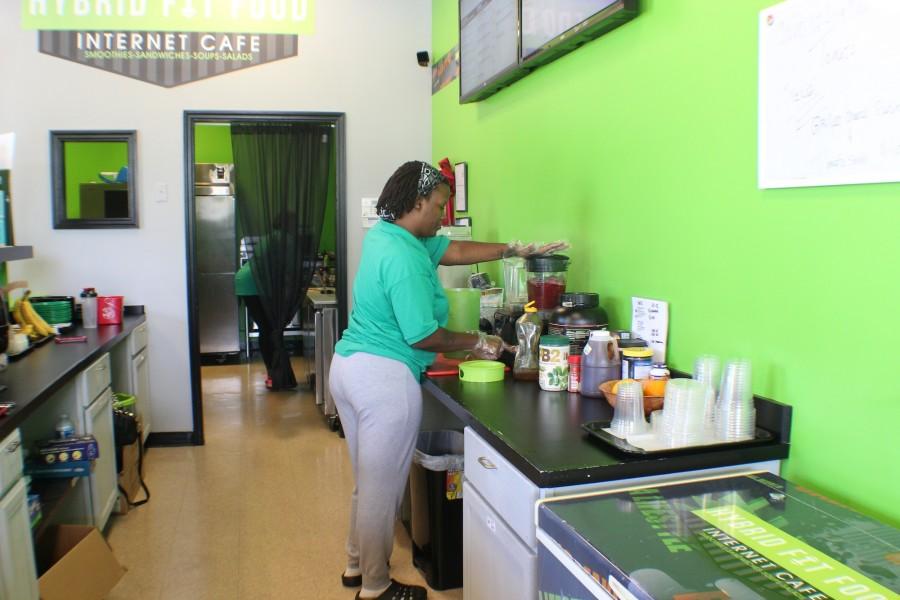 Workers make smoothies directly in front of customers, giving the feeling they possess nothing to hide, as they make their smoothies with fresh fruit rather than syrups.