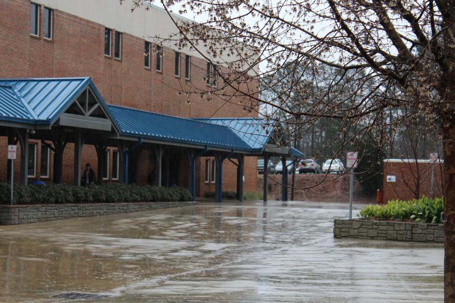 When asked about the massive amount of rain in the middle of January, Junior Makaya Harris says, “I hope it gets really cold so it turns into snow.” Most students agree with 
Harris, as Georgia weather has caused a calamity among residents in recent days.