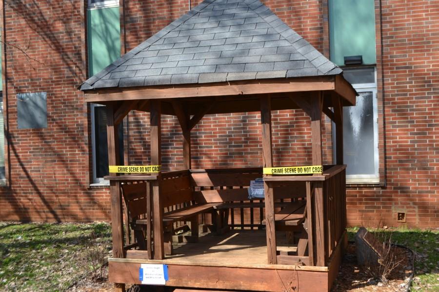 Forensics class takes on the task of investigating a fake crime scene. The students must discover the trajectory of the bullet as well as the height of the killer. The Gazebo offers few hints for the investigators. 