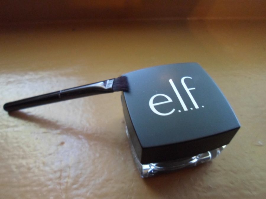 Living up to its popularity, the e.l.f. cream eyeliner creates bold lines without the smudge.