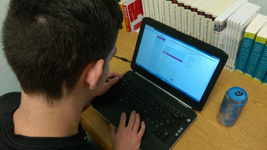 Senior Josh Joines fills out his Common App before deadlines, the most “common” site used when filling out college applications. 
