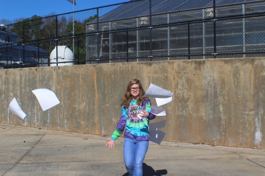 Sophomore Lindsey O’Neill becomes frazzled by the cold, windy weather that hit Cobb County this past weekend. “It is difficult to know what to wear with Georgia’s bipolar weather, so I just wear shorts everyday because you only live once, ” Senior Katelynn Riner said. 
