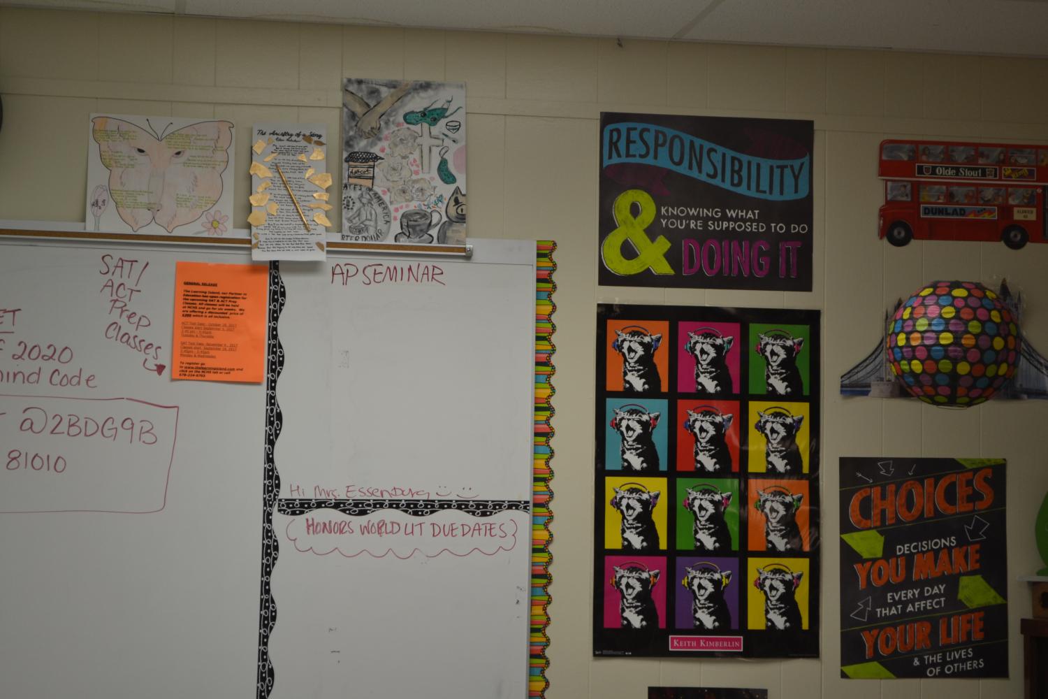 Mrs. Essenburg truly captures the AP Seminar experience with her thoroughly decorated classroom full of writing tips and tricks. Posters litter the room and add character to the classroom, offering ideas to stimulate creativity. “It has been a very seamless process for the both of us. Mrs. Essenburg and I are also very close and aligned with how we sort of view education as well, and so I think that we have some similar teaching philosophies and I think that kids sort of see us as one team, one goal.” Mrs. Theaker said.
