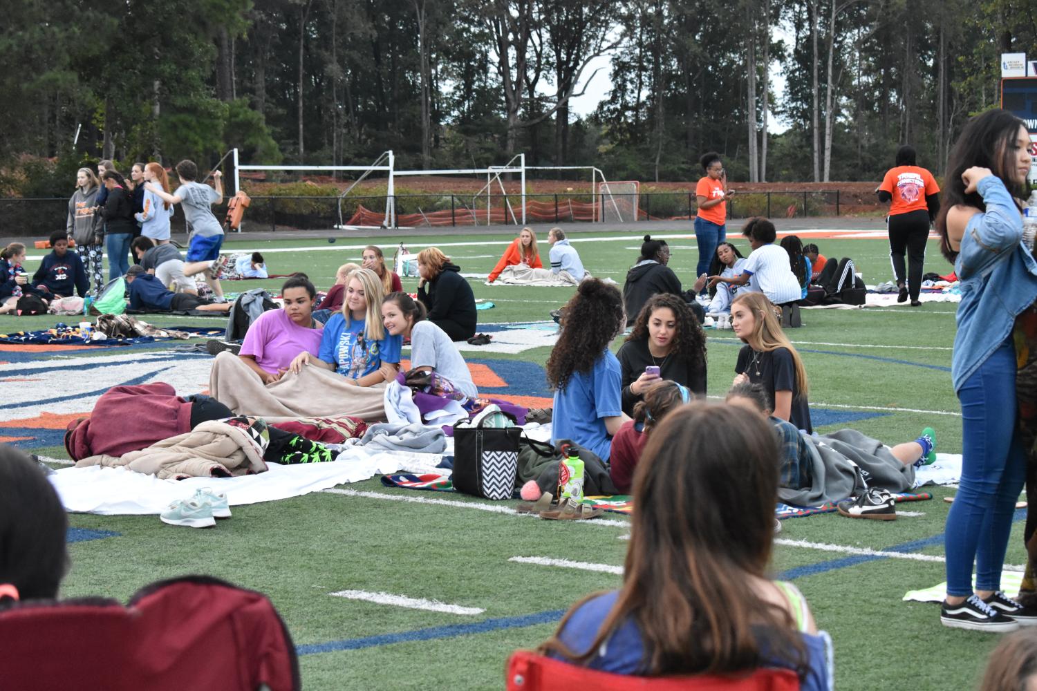 From the Wizard of Oz film that played last year at Screen on the Green to this year’s Disney original, College Road Trip, students of all grade levels filled the football field to relax with their friends and watch a great film. “I thought it was a really cool idea and was fun if you’re hanging out with the right people,” freshman Tori Lee said.
