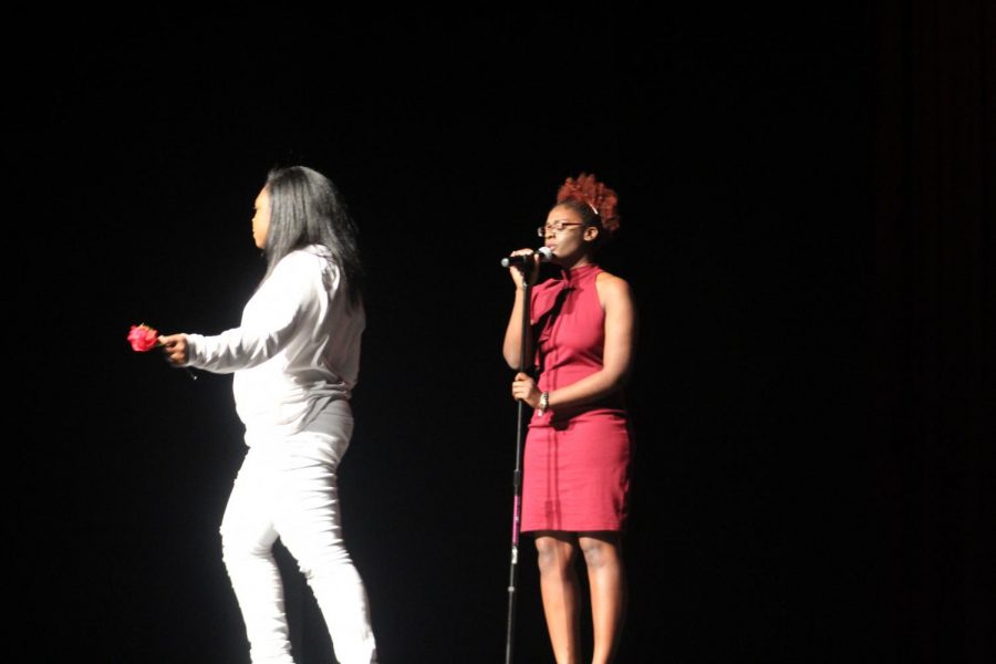 Seniors Skye Farmer and Makyha “Keys” Guy performed their dancing/singing duet to Jealous by Labrinth. While Farmer danced around the stage, Guy sang with her amazing voice. The two dominated the stage as they told the sad story of a couple breaking up through the song. 