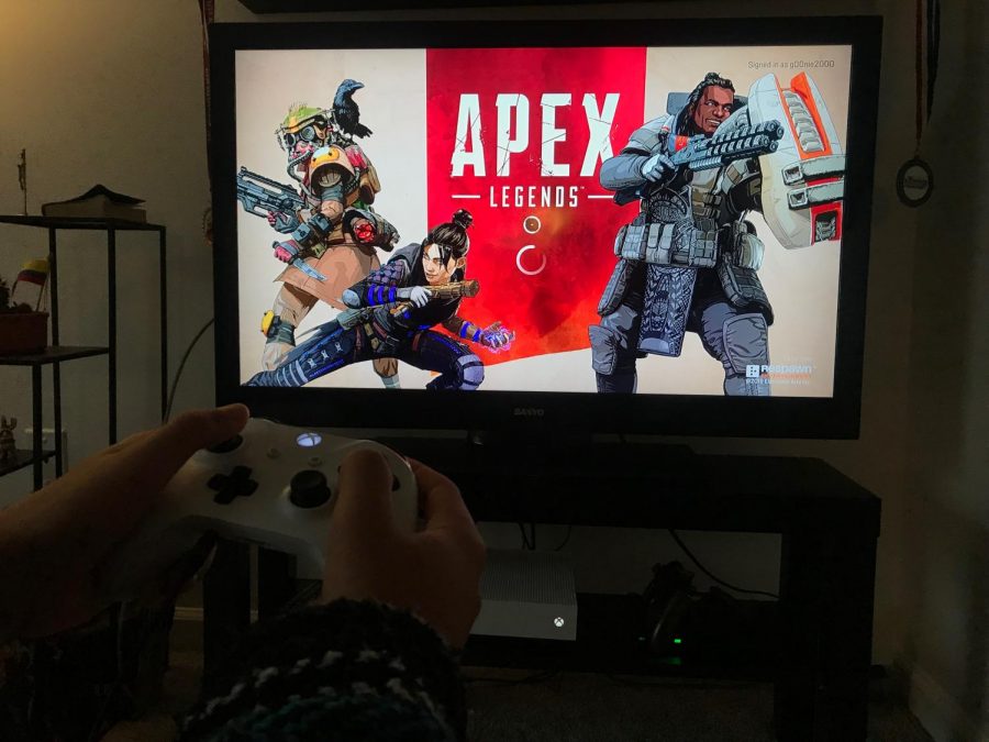 Out with the old and in with the new. Press “START” to commence a unique gaming experience offered by the new battle royale game: Apex Legends. “It’s a new, fun, and teamwork based game. I’m excited to see it grow,” senior Kaden Barfield said. 
