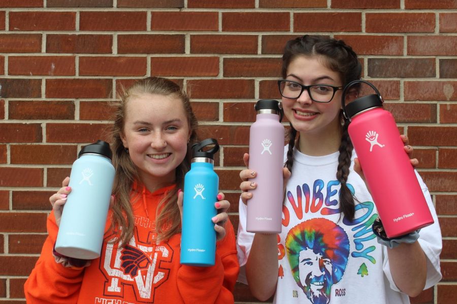 NC’s halls fill with VSCO girls, e-girls, and clowns as students commemorate TikTok/meme day and celebrate the second day of 2019’s Homecoming week. Eager to show off their warrior spirit, nearly every NC student carries Hydro Flasks and scrunchies and wear golden chains to dress up as their favorite TikTok or meme contributing to Homecoming’s spirit week.