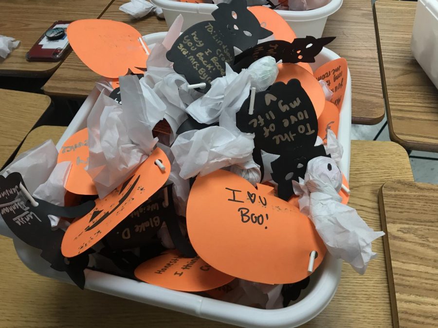 NCs The Chant sells Boo Grams to celebrate the Halloween season and to raise money for the newspaper. Boo Grams will sell during lunch up until October 30 and on Halloween, the newspaper staff will give them out during third block.