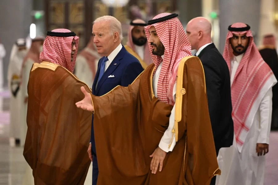 President+Joe+Biden+traveled+to+Saudi+Arabia+in+July+to+meet+Prince+Mohammed+Bin+Salmam+and+discussed+the+ongoing+oil+prices.+Both+sides+continue+to+threaten+and+accuse+one+another%3B+therefore%2C+the+relationship+continues+to+degenerate+and+can+potentially+lead+to+the+destruction+of+the+US+economy.+The+US+now+considers+questioning+and+reviewing+its+relationship+with++Saudi+Arabia.