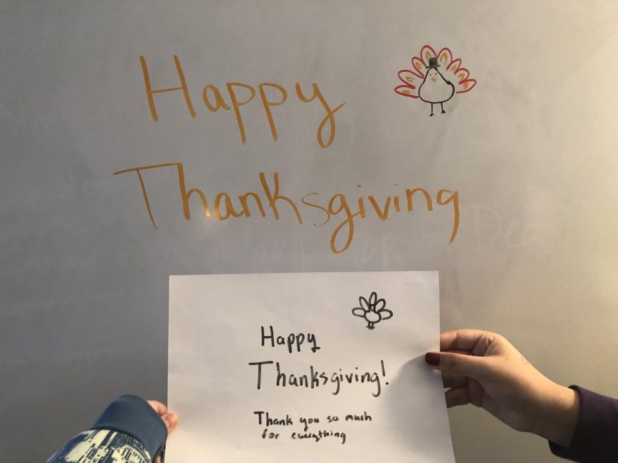 With Thanksgiving around the corner, several people struggle to find ways to show thanks. Fortunately, simple methods exist to show appreciation for those who constantly support one another. Thanksgiving conveniently functions as the perfect holiday to demonstrate gratitude to those who deserve it, particularly in creative, fun and thoughtful ways.
