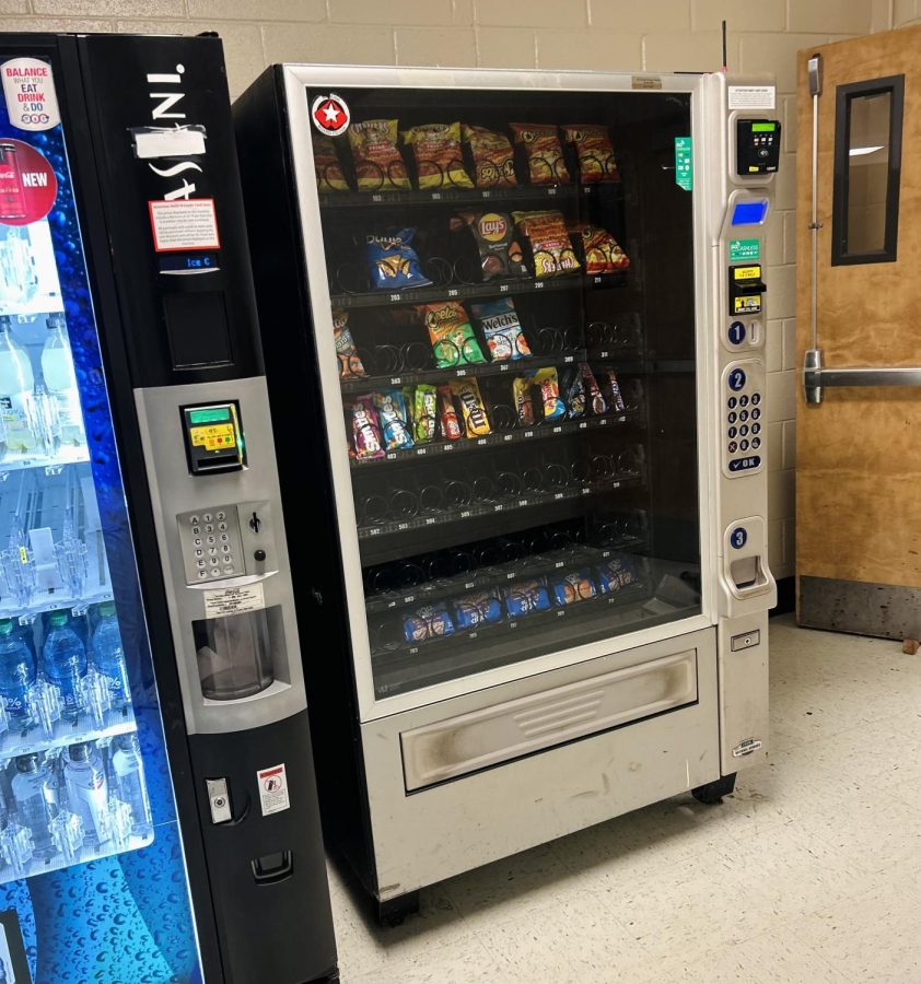 Schools+continuously+fill+their+vending+machine+with+a+series+of+unhealthy+snacks+that+unintentionally+affect+students+for+the+worse.+While+a+sweet+or+salty+snack+once+every+blue+moon+does+not+hold+long-term+effects%2C+the+poor+dietary+choices+that+the+school+promotes+result+in+obesity%3B+these+unacceptable+eating+habits+can+cause+inadequate+performances+in+both+the+school+and+work+environment.