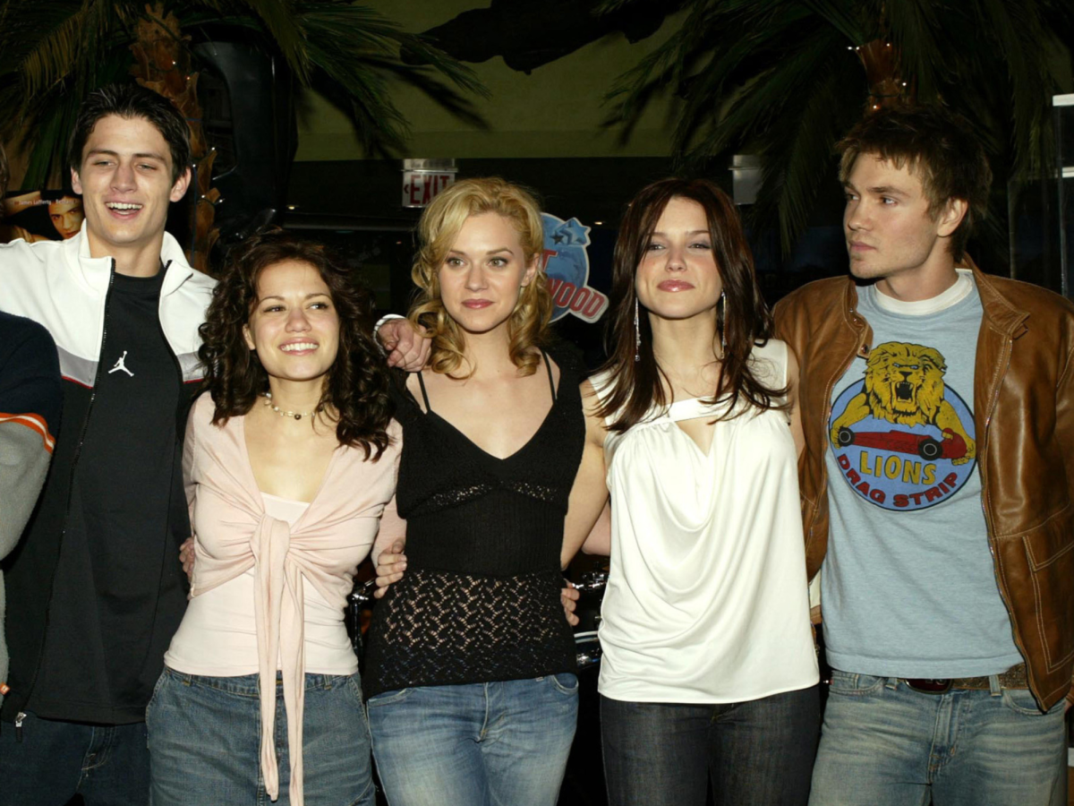 Twenty years after the premiere of the hit WB series “One Tree Hill,” the show has created a long-lasting legacy that continues to flourish as time passes. Several infectious aspects of the show, such as the chemistry between characters and catchy musical choices, allow OTH to permeate today’s audiences. With every rewatch of the show, OTH proves itself as an iconic fixture of teenage television. 