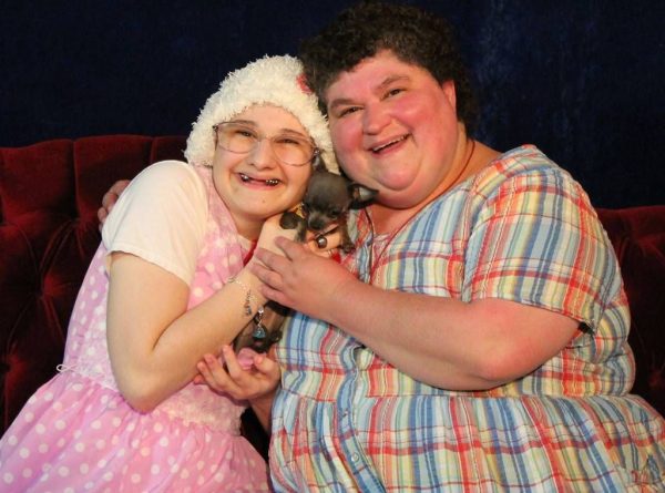 Gypsy Rose Blanchard received her freedom December 28, 2023, after serving eight years in prison for second-degree murder. Since her release, she has enjoyed her life with her new husband and all the positive comments from fans. However, people believe that her freedom does not seem fair. 
